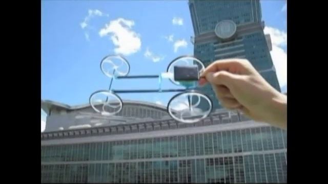 Weltweit leichtestes Solar-Kohlefaser-Auto смотреть онлайн