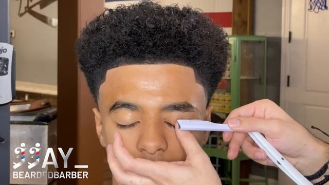 Men's Eyebrow Grooming: How To Straight Razor, Trim, And Shape Eyebrows