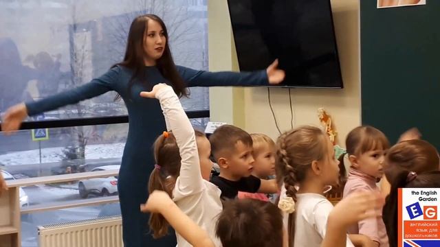 Фрагмент занятия по УМК "Я сам рассказываю сказки" " A Very big Turnip" смотреть онлайн