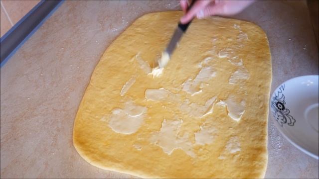 Булочки с ИЗЮМОМ и ЛИМОННОЙ глазурью смотреть онлайн