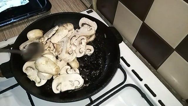 СУПЕР-МЯСО "ПО-ФРАНЦУЗСКИ" НОВЫЙ РЕЦЕПТ или как приготовить вкусный мясной пирог без теста смотреть онлайн