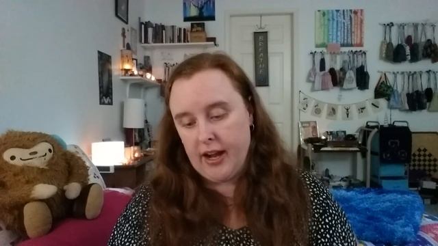 Weekly Deck Reviews - The Fairytale Tarot and The Messenger Cards смотреть онлайн