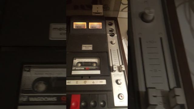 Рижский завод Индикация аудио комбайн радиотехника RRR Мелодия 105 стерео смотреть онлайн