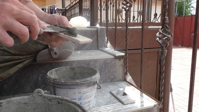 Полная версия работ связанных с укладкой керамогранита на ступени . Часть 4 . смотреть онлайн