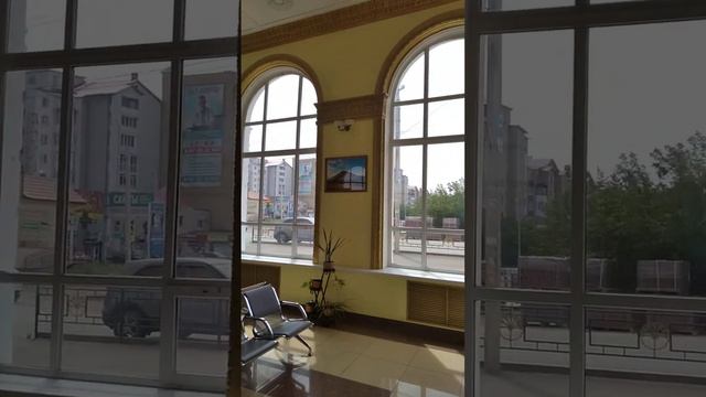 Туймазы - помещение ЖД вокзала (1962г.) после ремонта в 2019г. (10.07.2023) смотреть онлайн