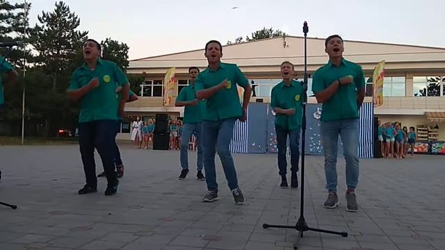 Две ладошки, чёрные кошки))) смотреть онлайн