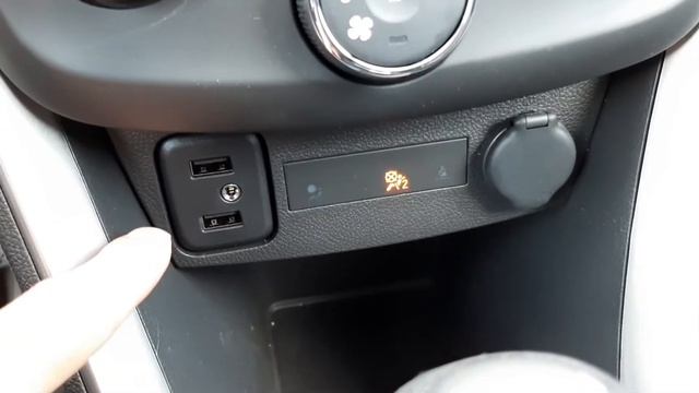 2020 Chevy Trax LT Inside look смотреть онлайн