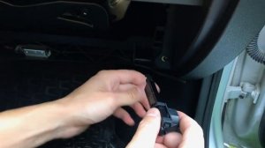 Простая замена салонного фильтра Шкода Октавия А7 (Octavia 3 - How to repalce cabin air filter)