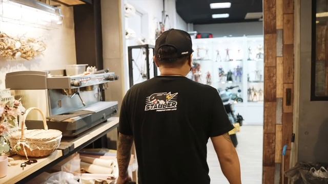 STABBER改造！工業風V8引擎桌！只要5800！打造屬於男人的桌子！@1129jerry смотреть онлайн