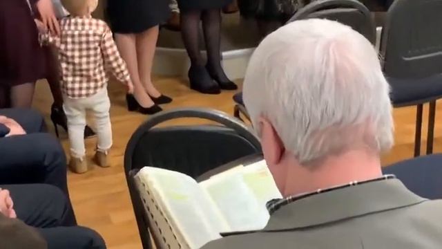 Слушай мой друг Иисус тебя зовёт смотреть онлайн