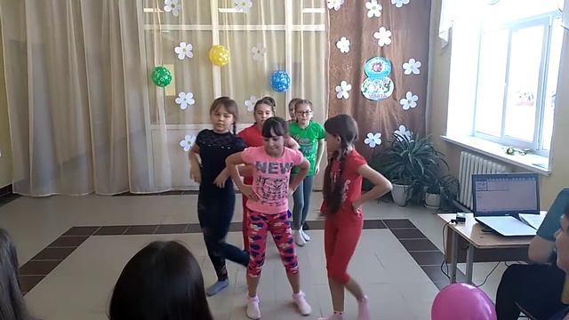 Танец "Хорошее настроение" смотреть онлайн