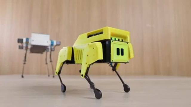 Minu Pupper - миниатюрная версия робособаки Spot от Boston Dynamics. смотреть онлайн