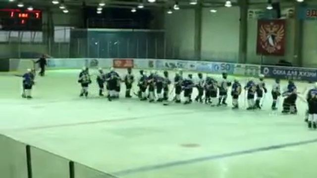 ХК Первомайские львы победители Золотой шайбы среди 2004г смотреть онлайн