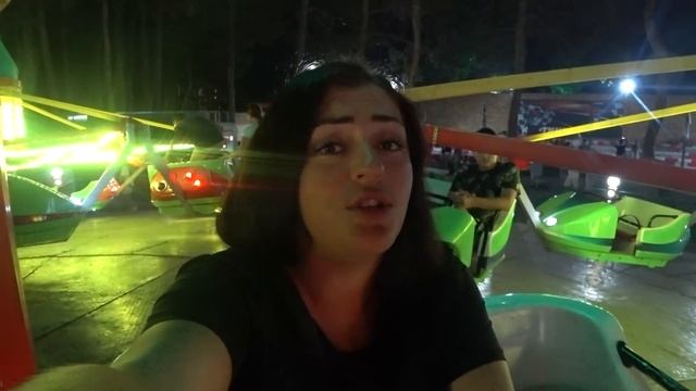 ПРОКАТИТЬСЯ НА АТТРАКЦИОНЕ 1974 ГОДА ВЫПУСКА В АНАПЕ?! ЛЕГКО смотреть онлайн