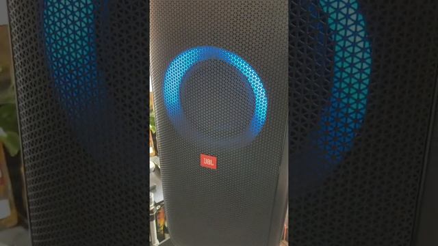 Jbl partybox 310 смотреть онлайн
