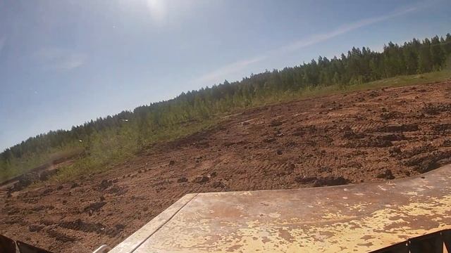Возим от ЭШ 10/70,VOLVO выталкивает Белаз смотреть онлайн