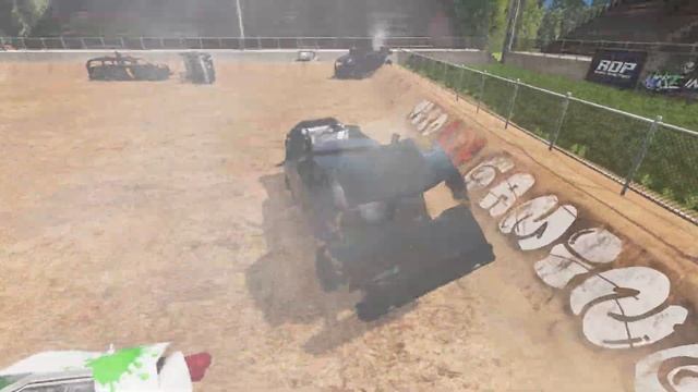 Suburban & Compact & Fullsize - BeamNG Demolition Derby смотреть онлайн
