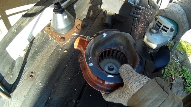 ДТ-75. Прикручиваю печку, явление архангела смотреть онлайн