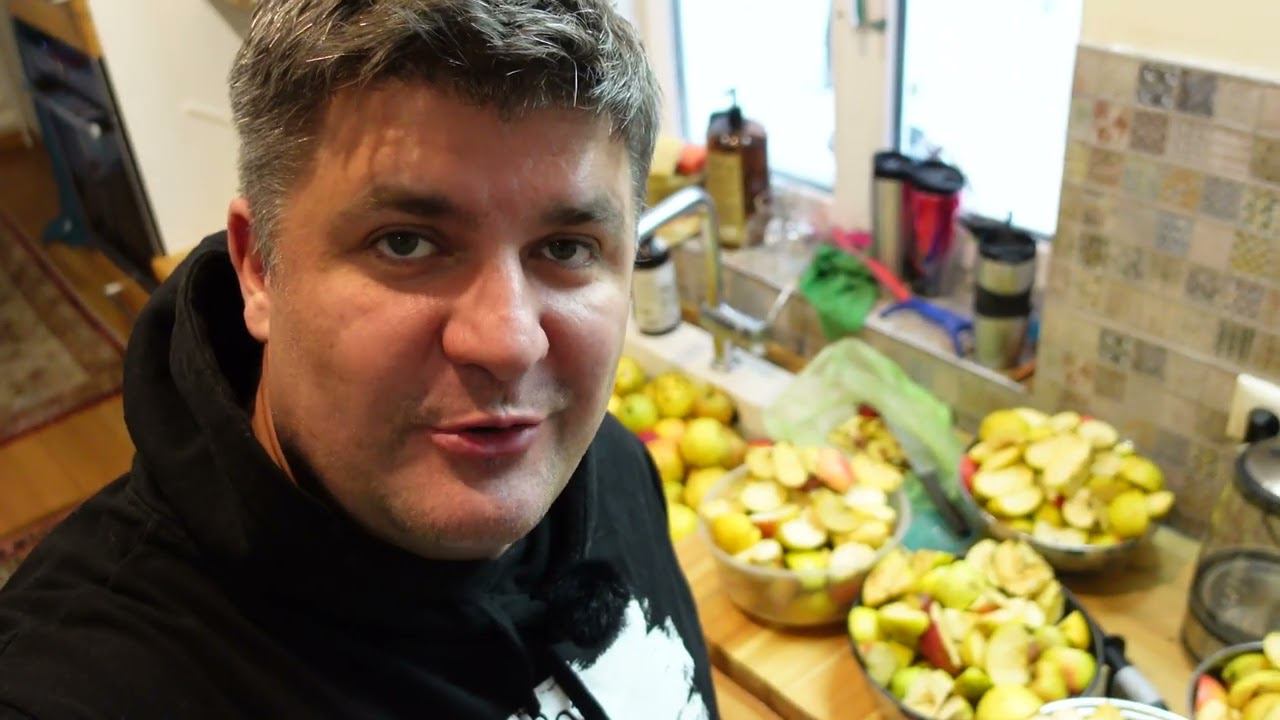 СИДР И КАЛЬВАДОС ИЗ 80 кг ЯБЛОК. Часть 1. Как отжать сок и поставить сидр #кальвадос #сидр #яблоки смотреть онлайн