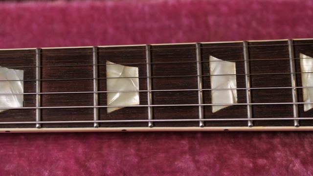 The Daily Demo - 1954 Gibson Les Paul 'Gold Top' смотреть онлайн