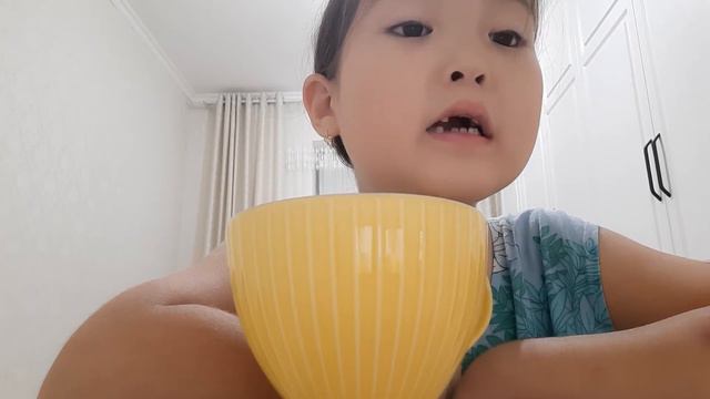 Просто сидела,потому-что было скучно:) смотреть онлайн