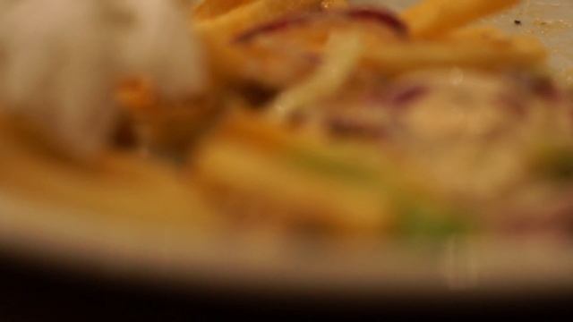 Sony SLT-A55V Autofocus and steadyshot 50mm смотреть онлайн