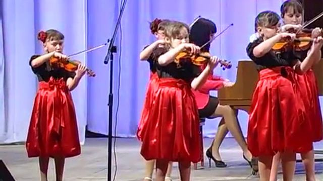 ЧАРУЮЩАЯ СКРИПКА - Ансамбль скрипачей ~ Charming violin - Ensemble of violinists смотреть онлайн