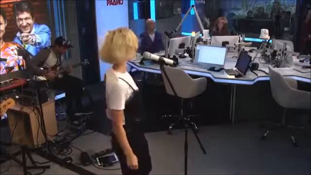 звезды поют в живую смотреть онлайн