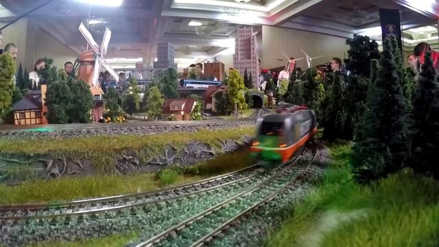 Большой макет железной дороги#positive hack days смотреть онлайн