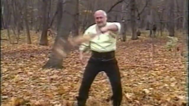 Двуручный меч или "мачуга": делайте ваши ставки смотреть онлайн