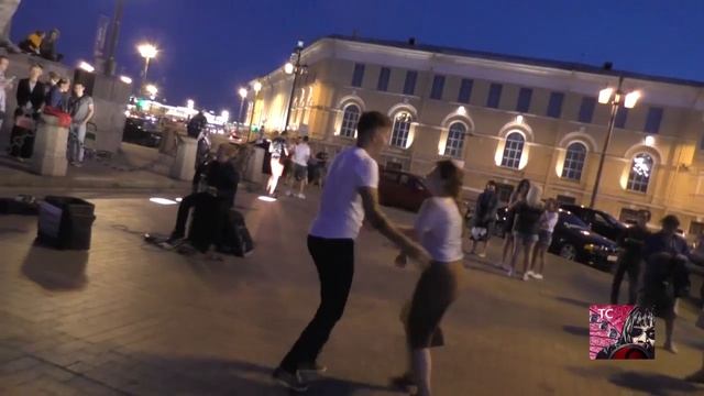 танцы под песню Цоя смотреть онлайн