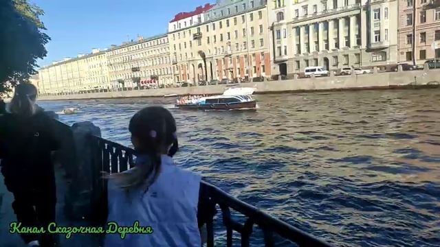 Питер. День второй. Кладбище, Камчатка, Котокафе и Кривые мосты смотреть онлайн