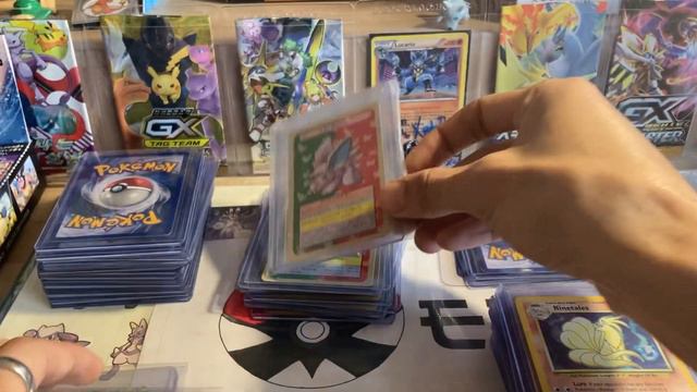 A look through some of my vintage Pokemon collection смотреть онлайн