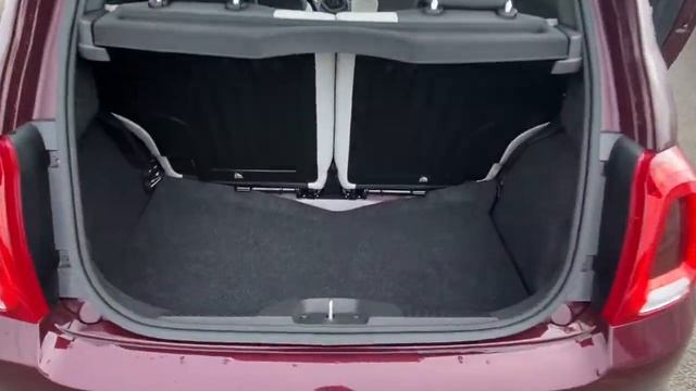 Fiat 500 Hybrid смотреть онлайн