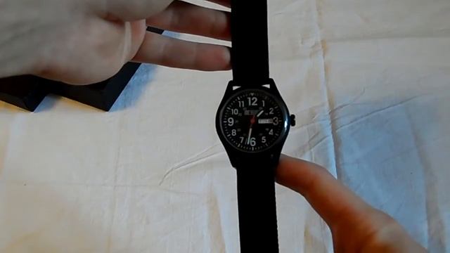 Кварцевые Наручные часы 