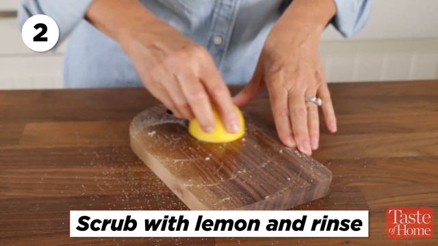 How to Clean a Microwave with Lemon, and More Lemon Cleaning Tricks смотреть онлайн