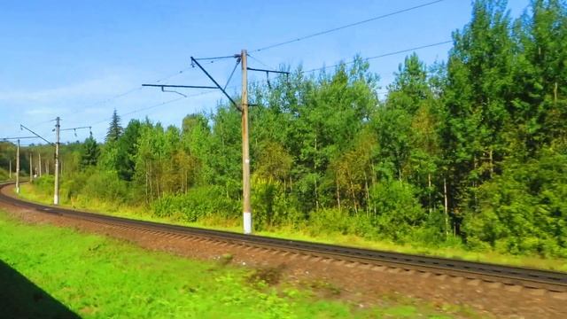 Вид из окна поезда - река Хара-Мурин (п. Мурино, Слюдянский р-н, Иркутская обл.) смотреть онлайн