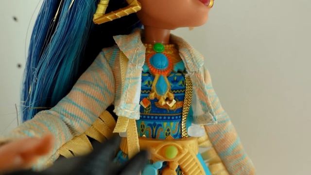A Deep Dive Into Monster High's Generation 3 Reboot смотреть онлайн