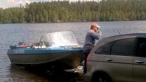 Подьём лодки на прицеп c воды
