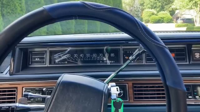 This 1986 Oldsmobile 98 Regency Was One of GM's First Modern, Full-Size, FWD Cars смотреть онлайн