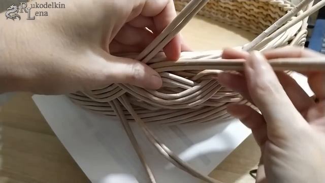 Плетение косы своими руками /Поднос из бумаги своими руками / Поделки из газетной бумаги (subtitles смотреть онлайн