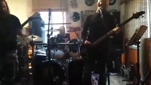 Irgendwasegal - Keine Ahnung - Live смотреть онлайн