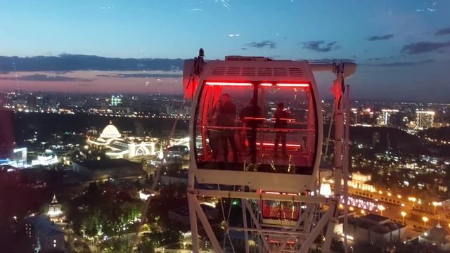 140 метров над Москвой. Самое большое в Европе колесо обозрения "Солнце Москвы". смотреть онлайн