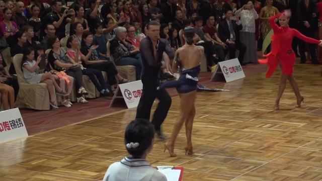 DORIN FRECAUTANU & MARINA SERGEEVA - Round 1, Cha Cha Cha смотреть онлайн