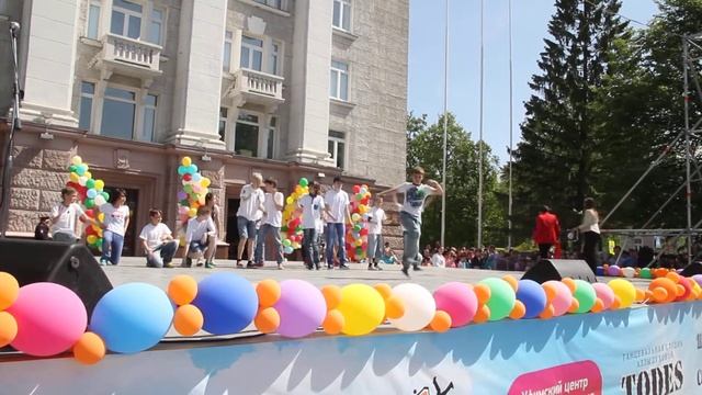 2013.05.25 Весенний бал 2013, студия брейк-данса "Sense of life" смотреть онлайн