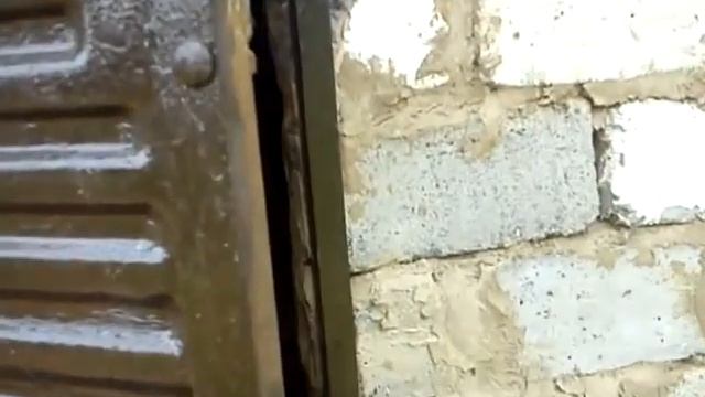 Как скрипит дверь сарайчика 2.MP4