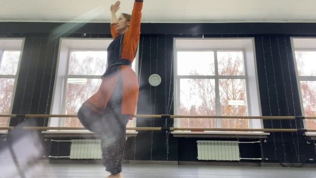 Тренировка. Стиль Кучипуди. Вспоминаем «Пуджу» #кучипуди #индийскиетанцы #индийскийтанец смотреть онлайн