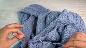 Как обвязать  горловину спицами?!