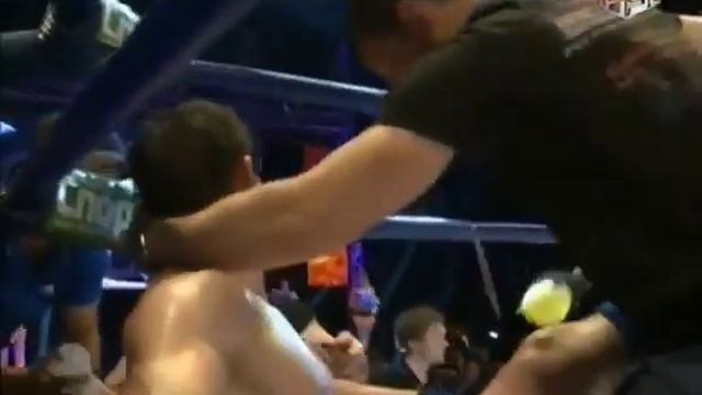 Магомед Анкалаев vs Валентин Молдавский смотреть онлайн