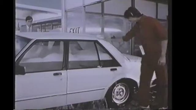 FORD GRANADA 1977 смотреть онлайн